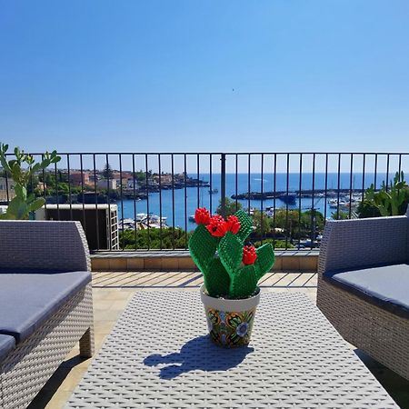 Luxury Sisters House "Il Mare Sole" Villa Catania Bagian luar foto