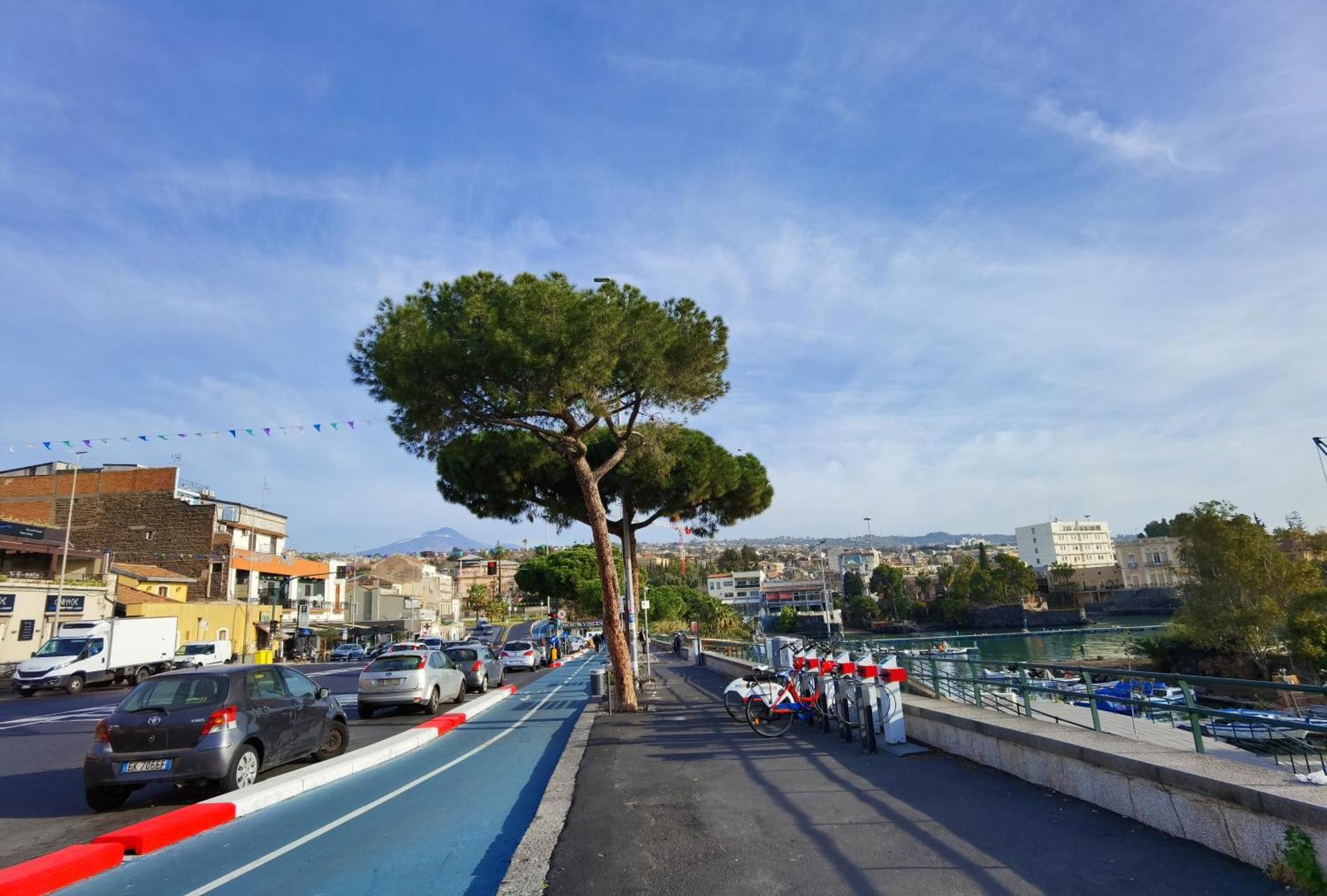 Luxury Sisters House "Il Mare Sole" Villa Catania Bagian luar foto